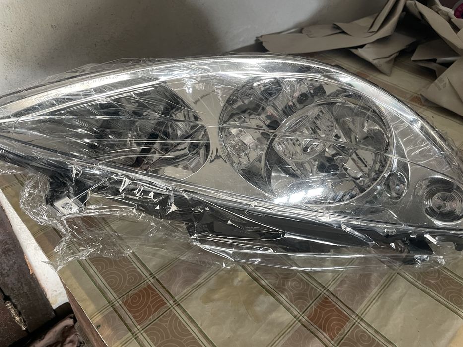 Faróis Peugeot 307 SW  (04-2005 a 04-2008)