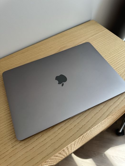 MacBook Pro 13’ 2020 intel core i5