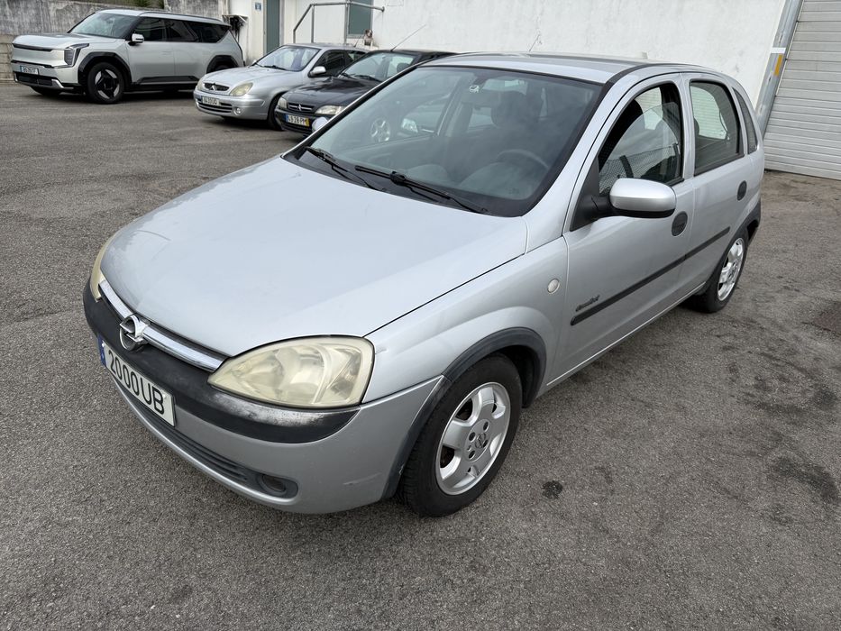 Opel Corsa C 1.2i Caixa Automática