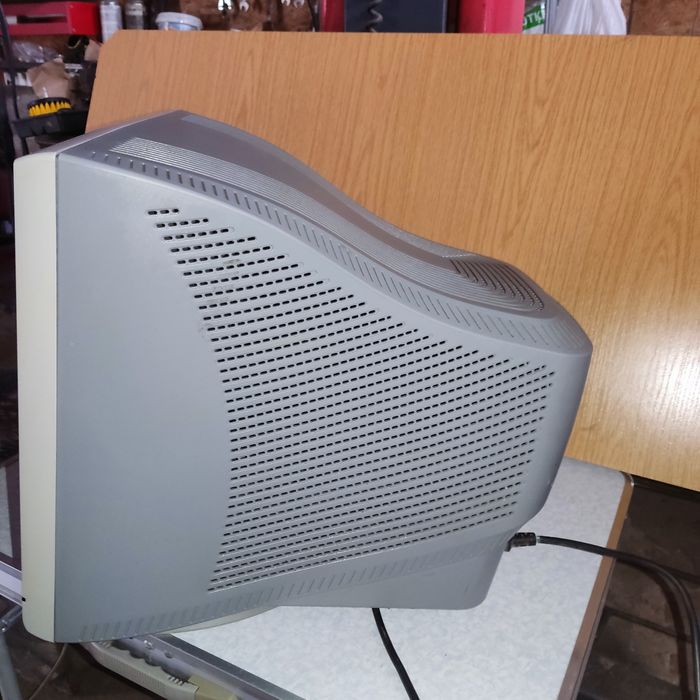 Monitor LG flatron f700b