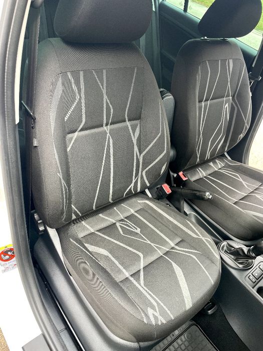 Skoda Fabia 2013рік.в рідній фарбі.автомат.