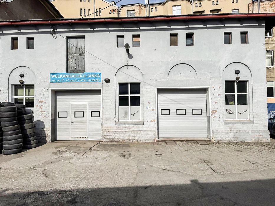 Budynek warsztatowy 272m2  z poddaszem w centrum Świdnicy
