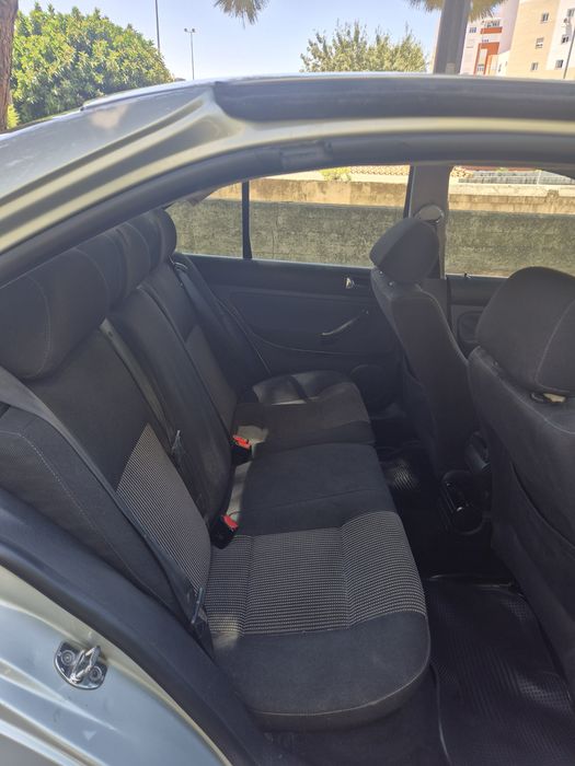 Bora 1.9 TDI Highline 115cv