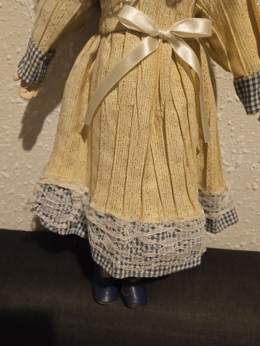 Lalka porcelanowa prl