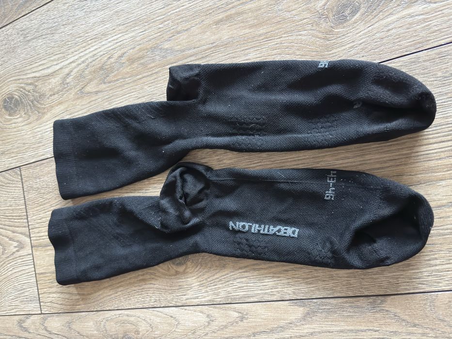 Skarpety rowerowe Decathlon – czarne – rozmiar 43-46