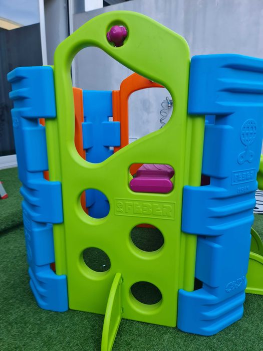 Parque de atividades escorrega V2 Feber