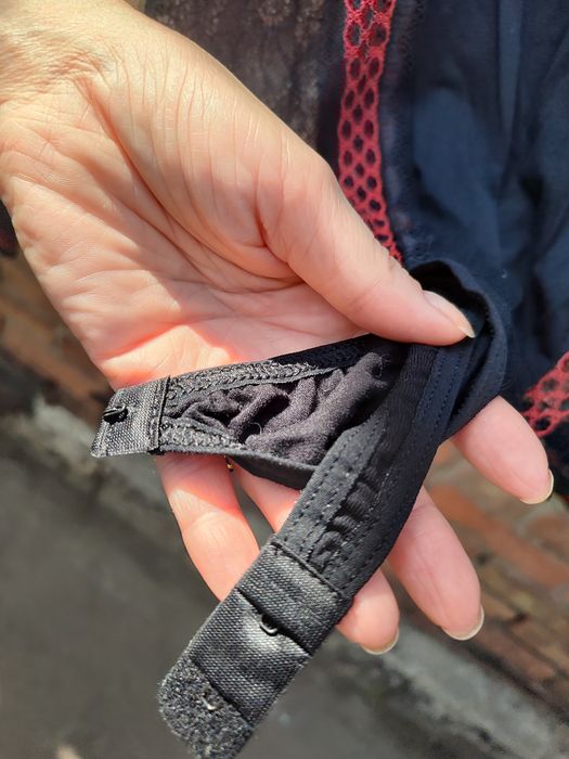 Боди- стринг чёрное круживное S.комбидресс