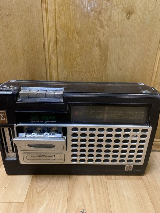 Продам касетні магнітофони