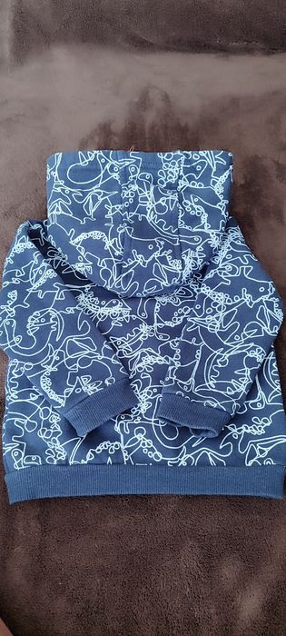 Bluza rozpinana z kapturem rozm. 74/80 stan. Bdb