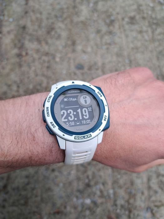 Garmin instinct solar Годинник