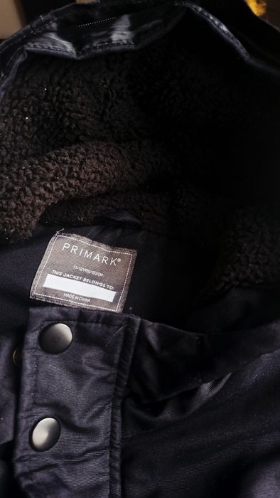 Płaszcz kurtka parka zimowa chłopięca Primark r. 152cm
Wymiary 
Długoś