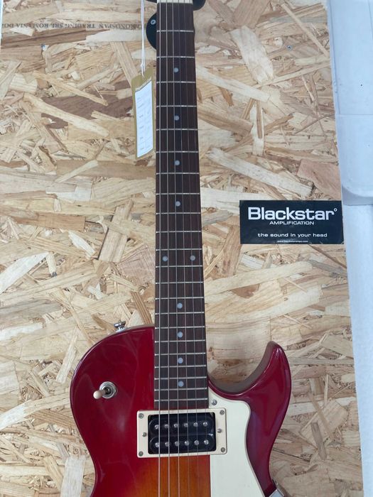 Guitarra elétrica Cort