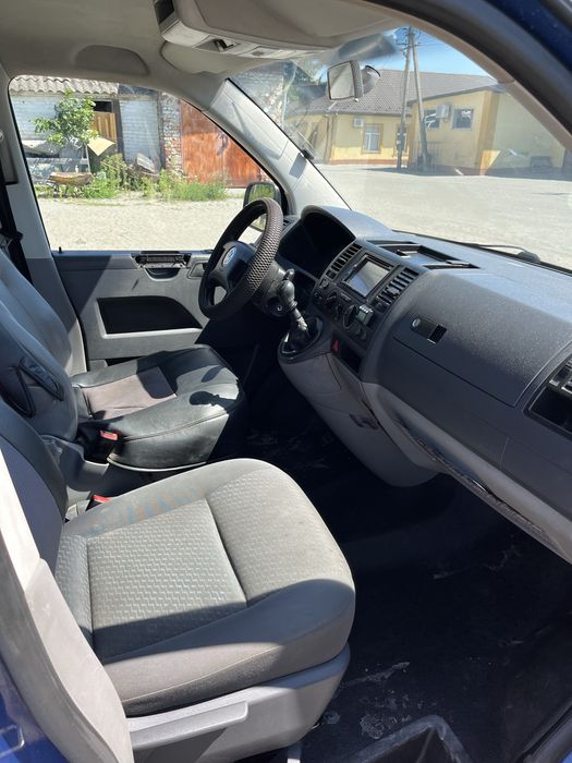 Продам Volkswagen Transporter T5