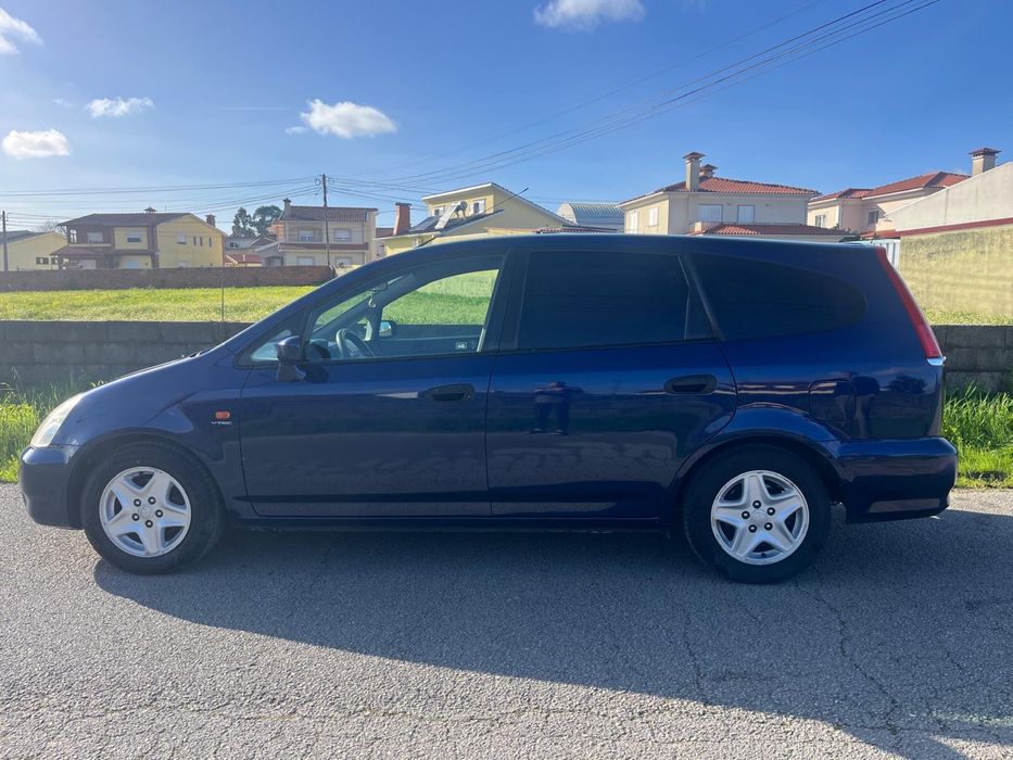 Honda Stream 1.7 GPL – 7 Lugares