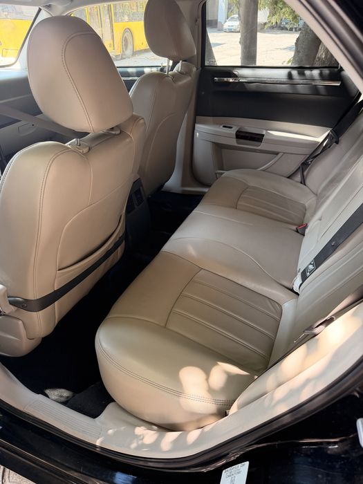 Аренда авто или под выкуп Chrusler 300C