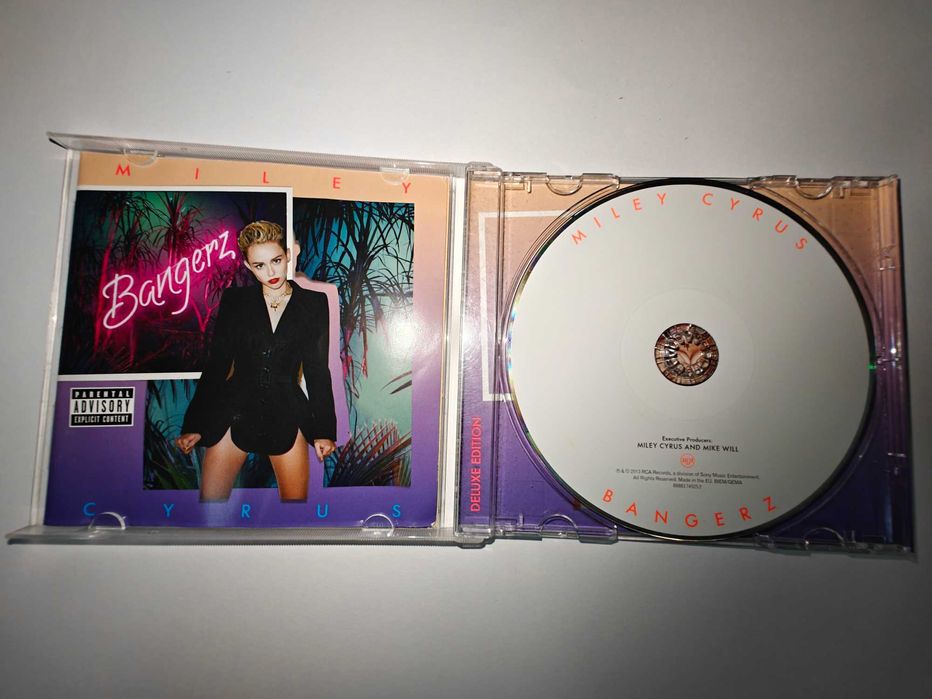 CD Miley Cyrus Bangerz (Deluxe Edition)