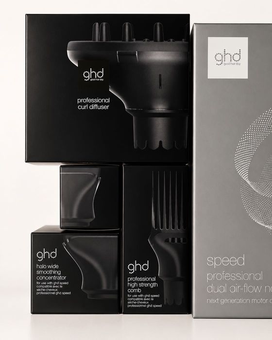 NOWA suszarka GHD Speed + zestaw końcówek / akcesoriów
