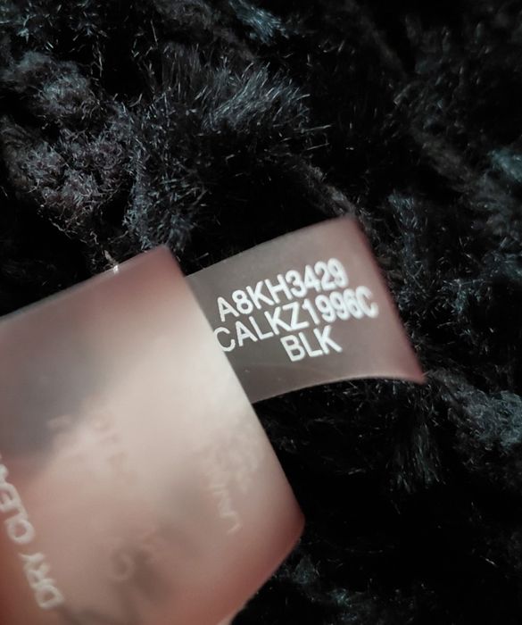 Calvin Klein czapka damska /czarne futerko