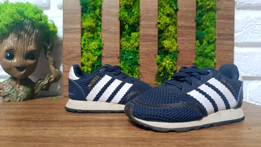 Продам дитячі кросівки Adidas