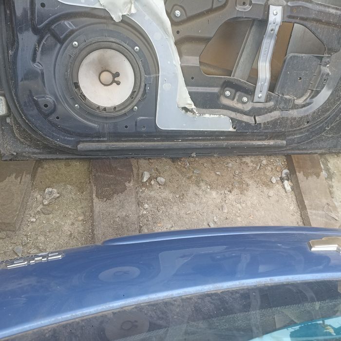 Шевроле епіка двері