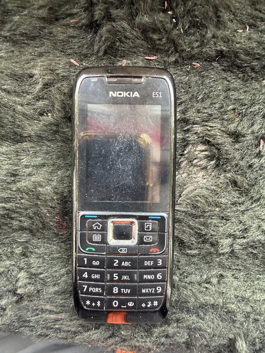 Nokia E51 bez simlocka