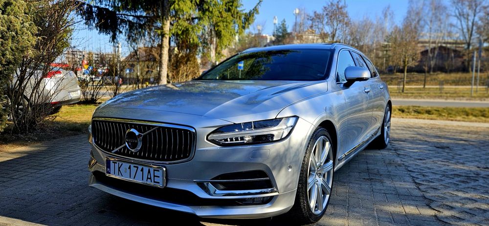 Volvo V90 D4 Inscription Bowers & Wilkins