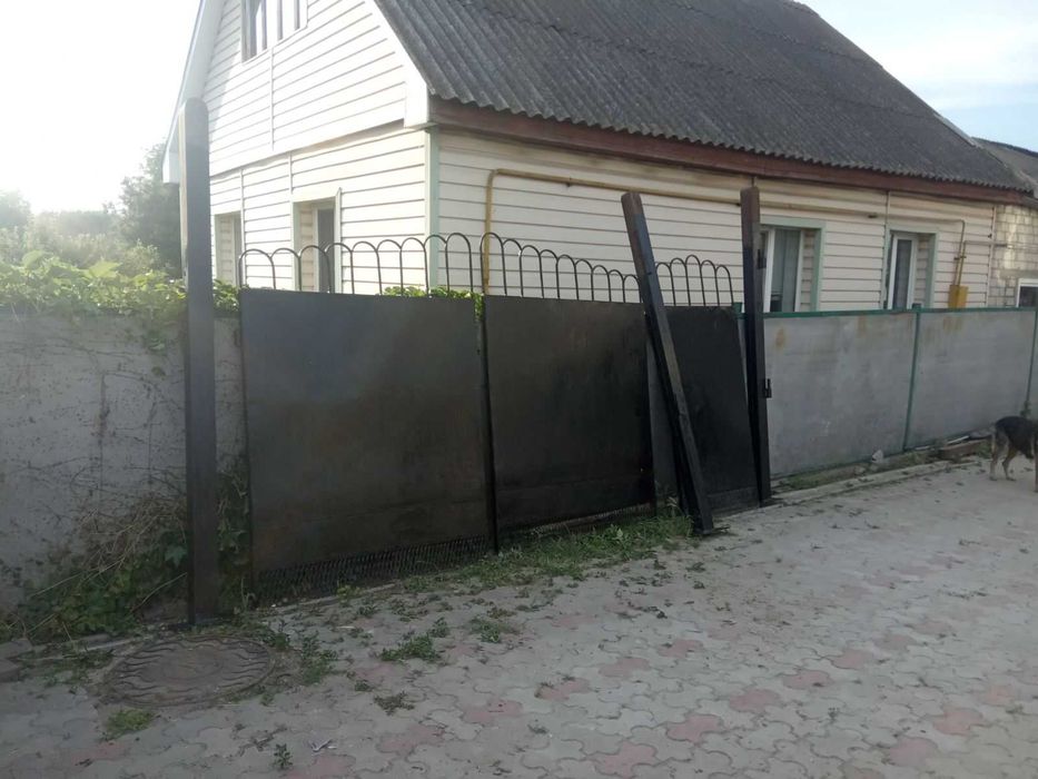 Ворота з каліткою та стовпчики