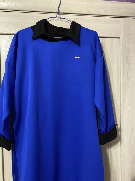 Плаття жіночі та дівчачі