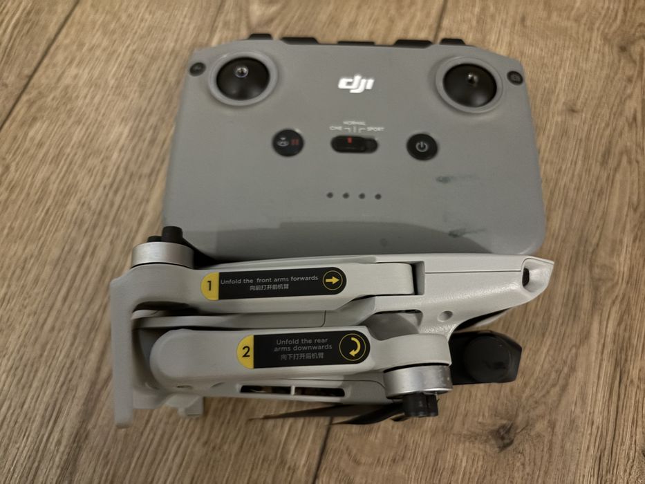 Dron dji mini 2 stan bardzo dobry