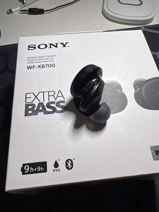 Fones Sony WF-WB700