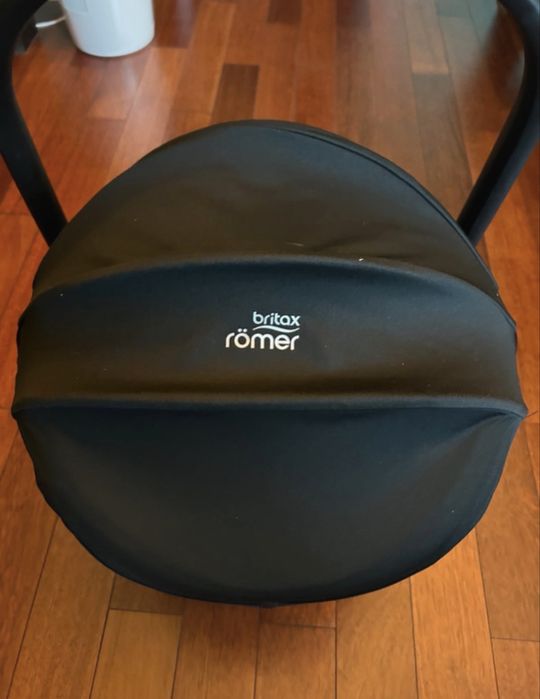 Fotelik Britax Romer Baby-Safe Pro, lzejszy od Cybex