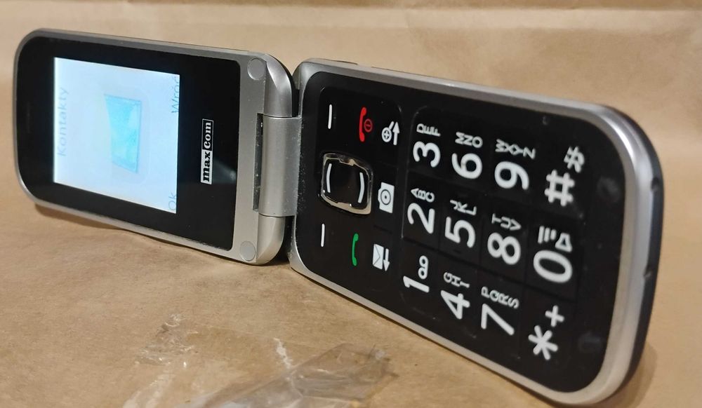 MAXCOM  MM820 BB Telefon z Klapką DUŻY + ładowarka dla seniora nie Nokia