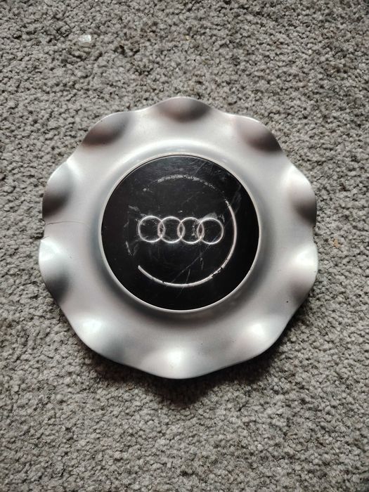 Dekielki alufelgi Audi 80 oryginał 4A0.601.165B na sztuki 893601165C