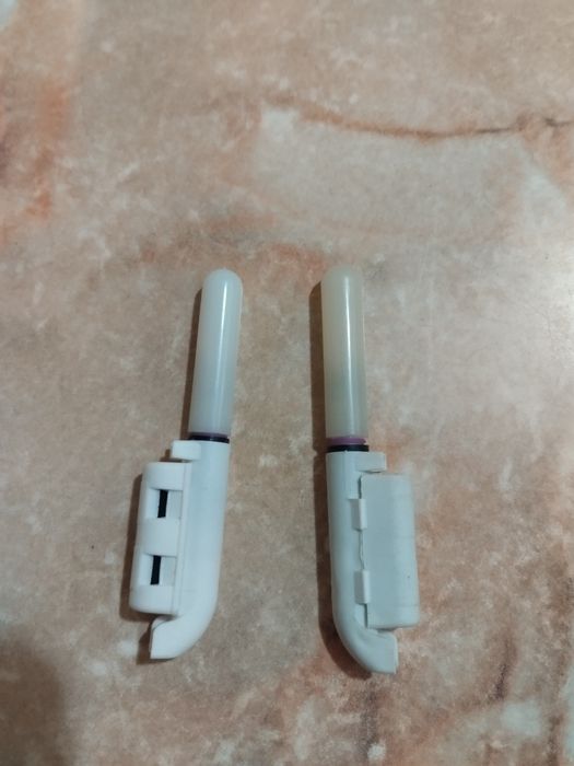 Світлячок  з гравітаційним датчиком  клювання.