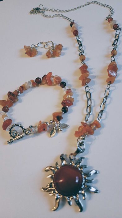 Zestaw Długi naszyjnik Kamień Karneol Agat zawieszka slonce