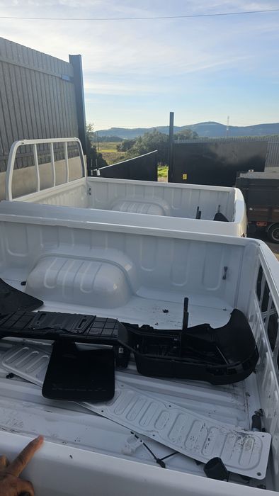 Caixas de carga hilux 5 lugares novas