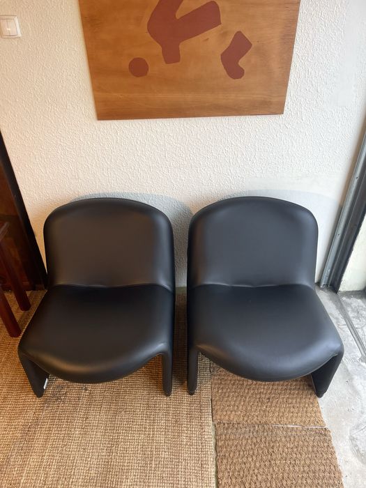 Cadeirões vintage estilo Giancarlo Piretti
