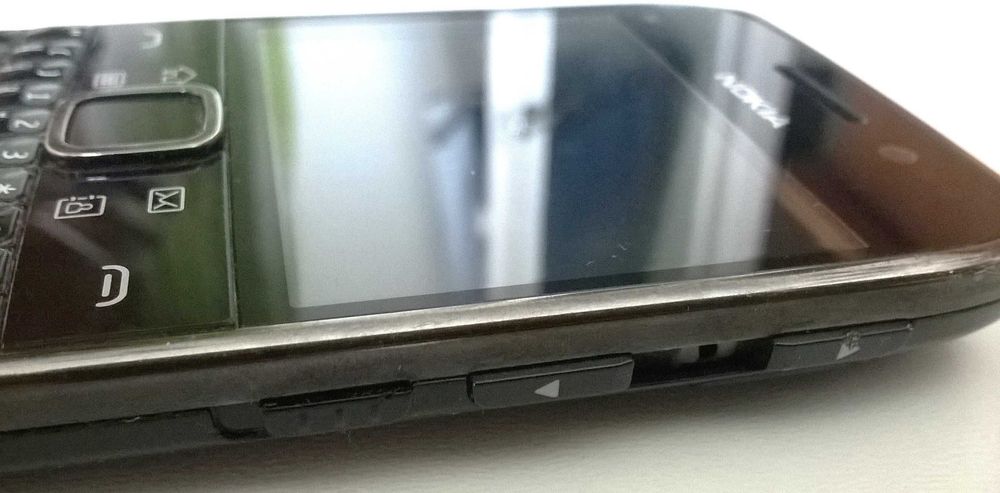 telefon NOKIA E6