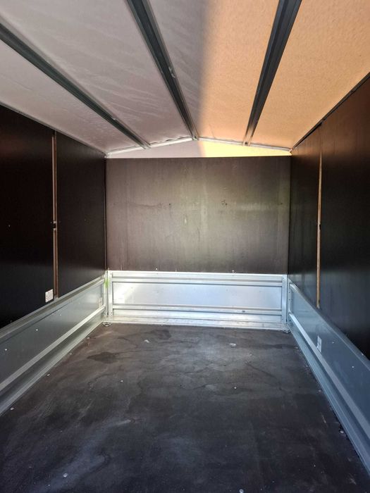 reboque martz de mercadorias estado como novo.