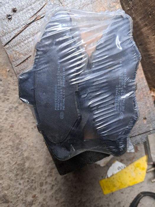 Гальмівні колодки форд ескорт мк5