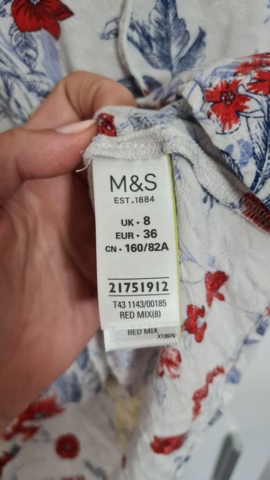 Bardzo ładna bluzka bluzeczka kwiaty elegancka do pracy biura