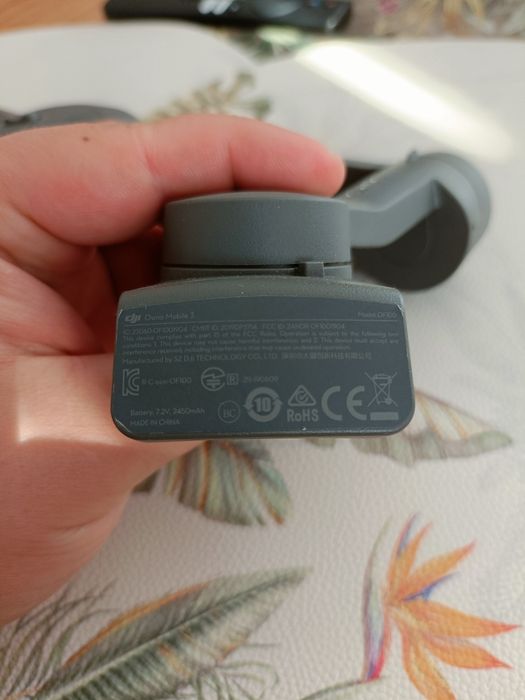 DJI  osmo mobile 3