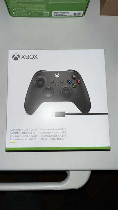 Comando xbox series x s starfield lunar shift gold shadow