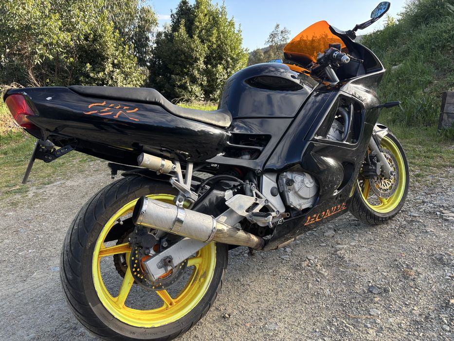 Honda cbr f3 600cc 97cv