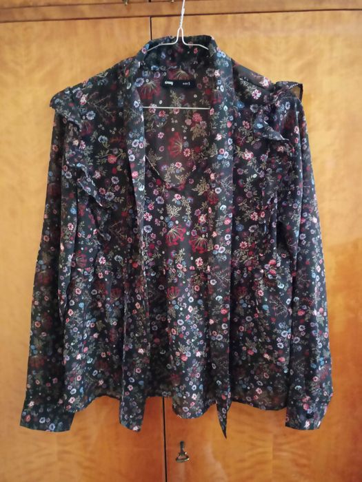 Czarna koszula/bluzka w kwiatki