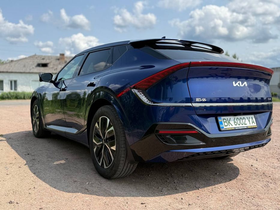 Продам Kia ev6 .