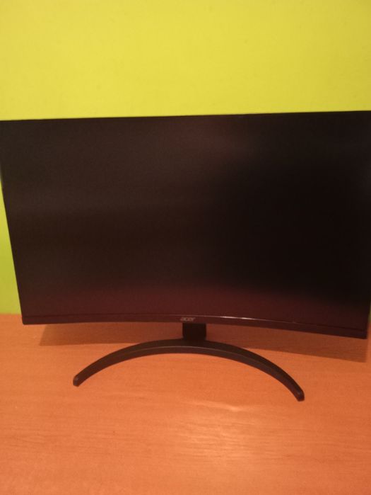 Acer ED273U 27" – HDMI + zasilacz, stan bardzo dobry