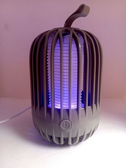 Elektryczna pułapka na owady lampka UV owadobójcza cicha