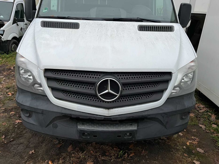 Przód kompletny ,maska ,zderzak ,lampy , części, mercedes sprinter 906