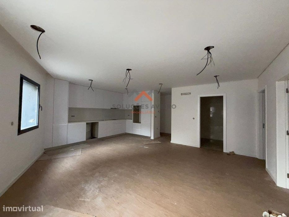 Apartamento T1+1 com 103 m² | 2 WC | 2 Lugares de Garagem - Centro ... — Esgueira, Aveiro